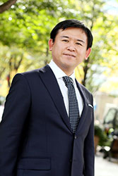 代表　弁護士　矢野　京介